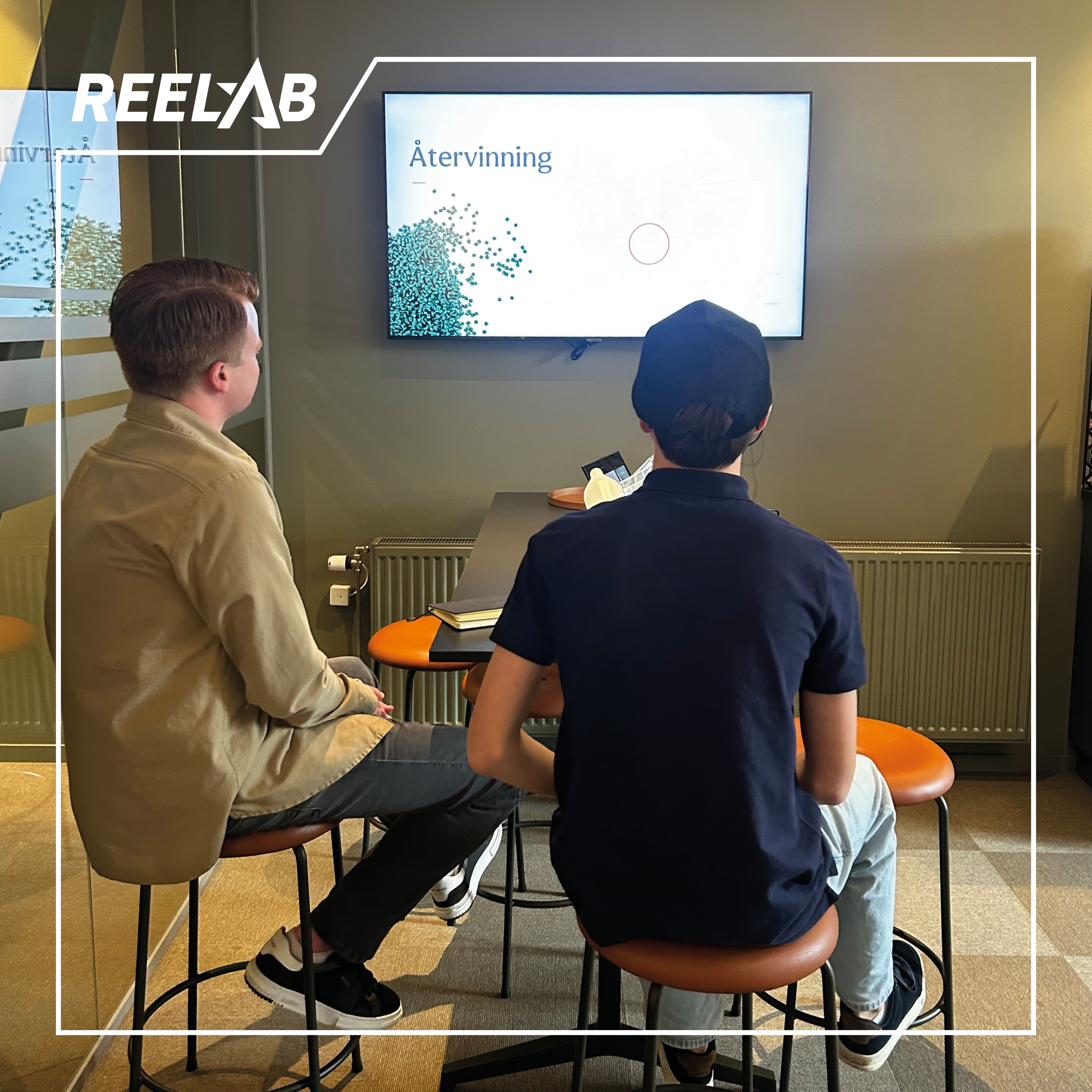 Materiallära Logo VIT